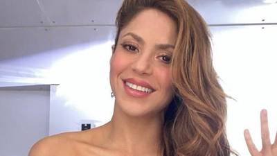 Desde Donatella Versace a Antonela Roccuzzo elogiaron este look de Shakira 