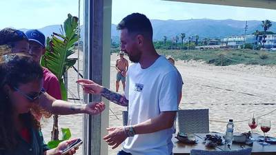 Messi tendrá cortas pero movidas vacaciones: Barcelona, Argentina y algo de playa