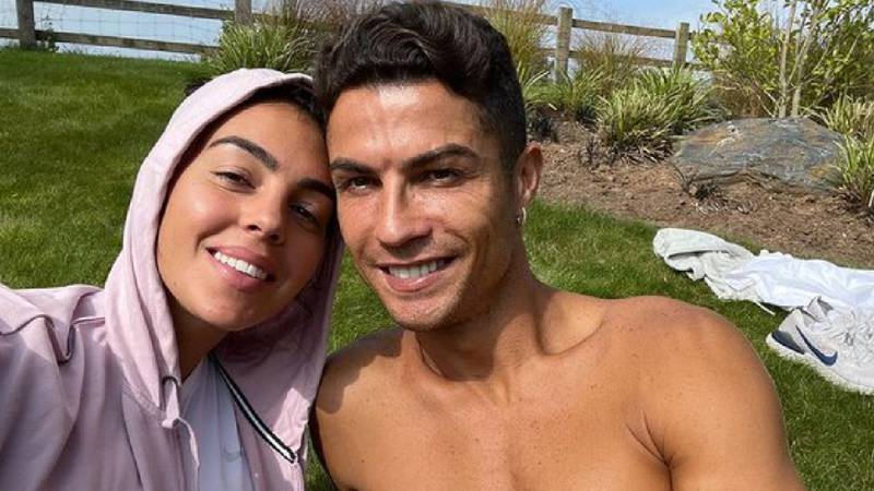 Georgina Rodríguez y Cristiano Ronaldo se han mostrado enamorados.  / Foto: Instagram @cristiano