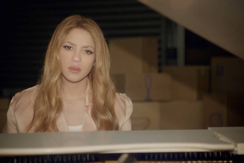 Shakira estrenó video Acróstico junto a sus dos hijos. / Youtube
