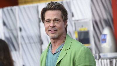 “Parece de 20”: Las fotos de Brad Pitt por las que aseguran que se hizo unos retoques