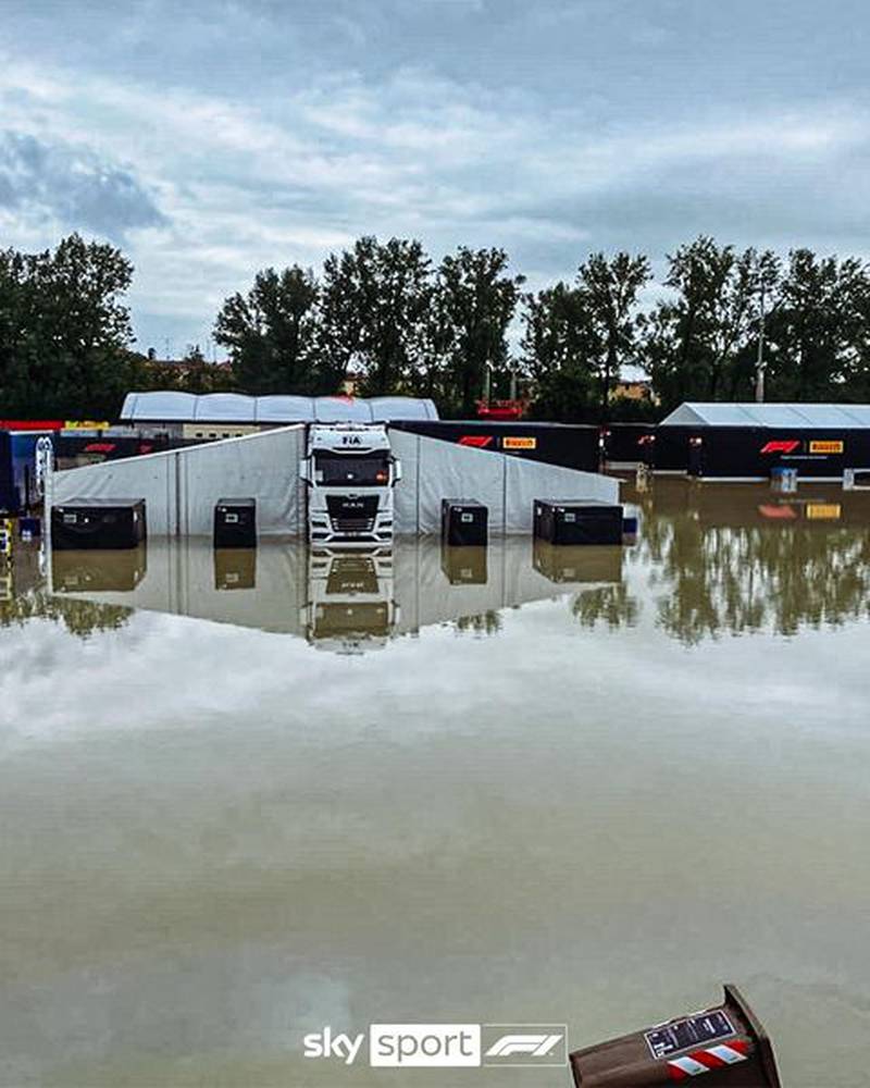 El paddock de Imola está completamente inundado. / instagram @skysportformel1