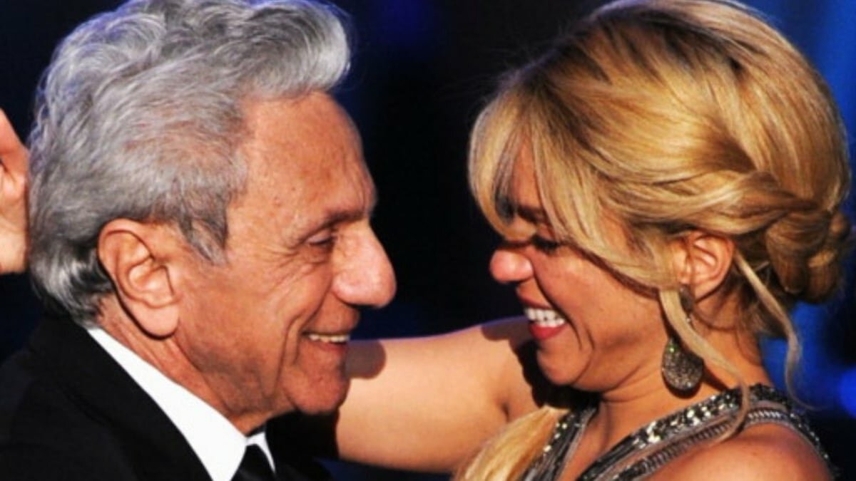 Shakira ya está con su padre en Colombia y así se pronunció con los fans en este momento difícil