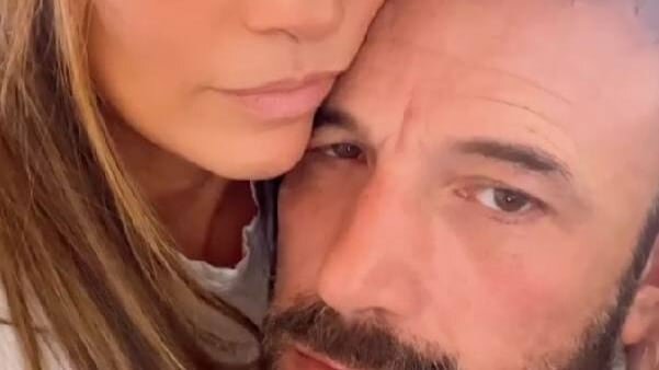 Ben Affleck llama la atención por sus gestos de "tristeza": "JLo lo tiene demacrado" / Instagram