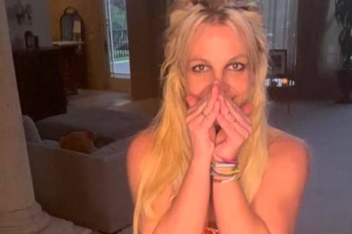 “Oops! I did it again”: Britney Spears explica polémico video con cuchillos