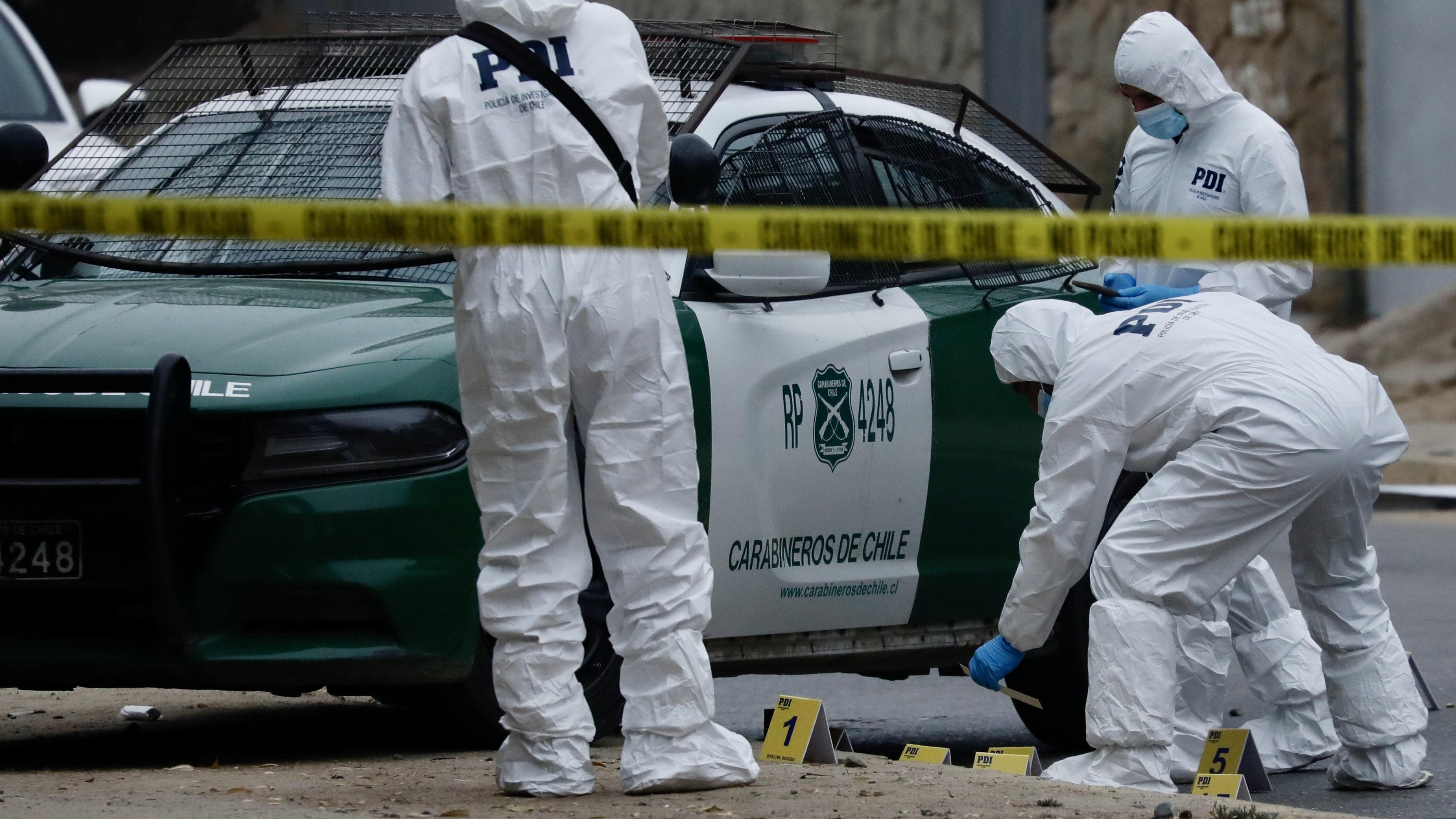 En el último mes se han registrado tres asesinatos a carabineros. / Andrés Piña/Photosport