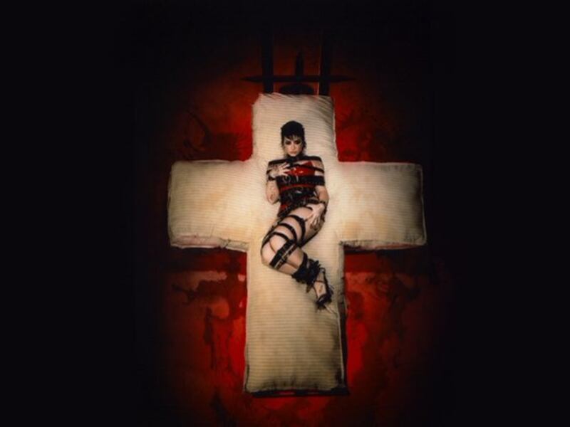 Censuran un afiche de promoción de Demi Lovato por supuesta ofensa a los cristianos