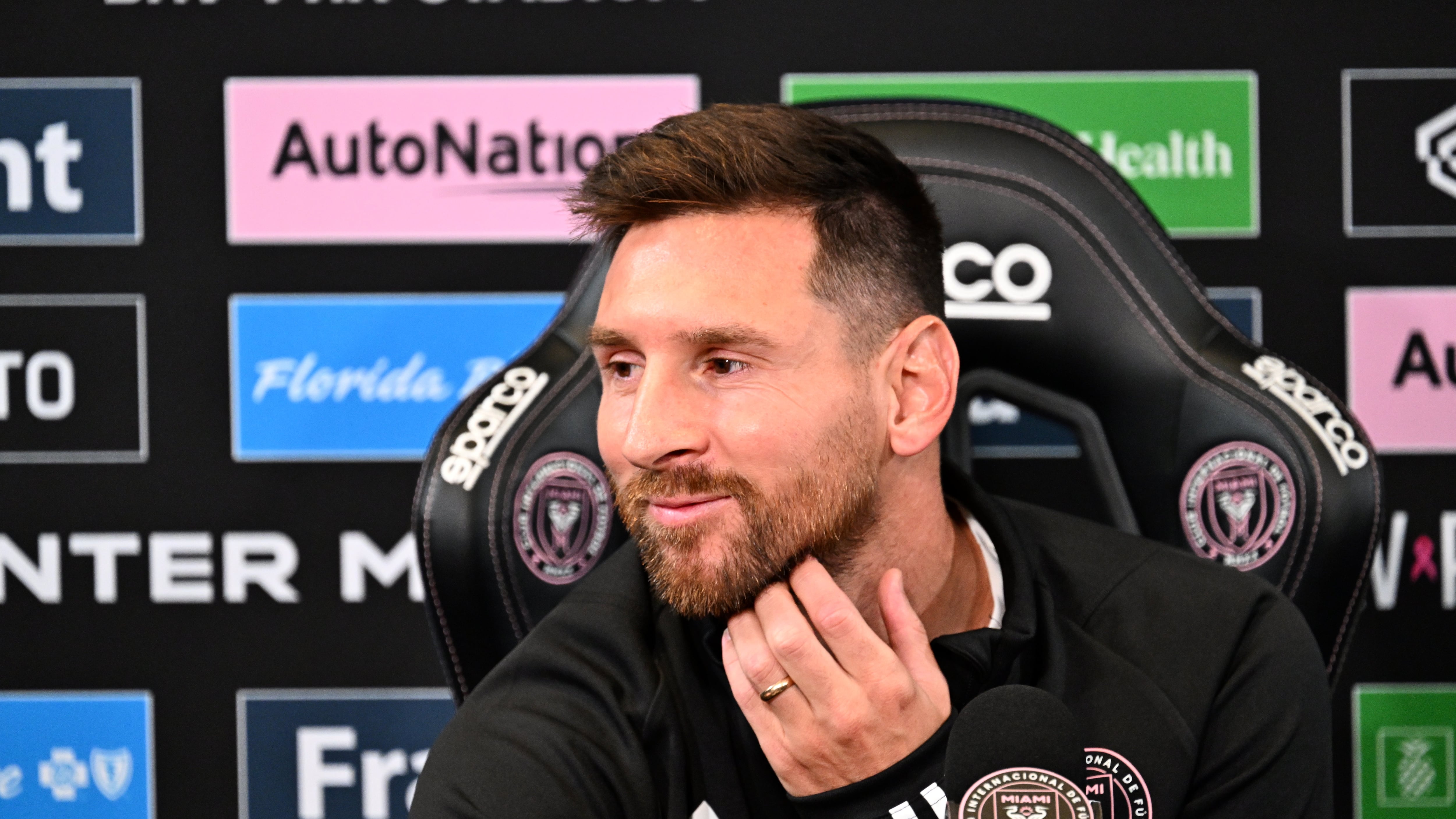 Lionel Messi en su primera conferencia en Inter Miami. / AFP
